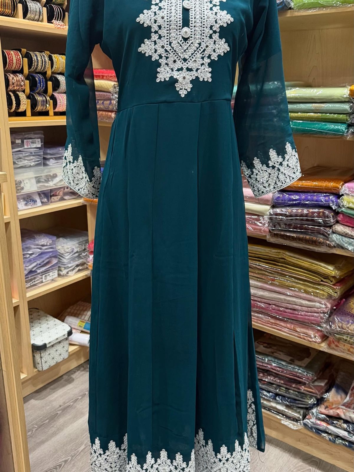 Risha Boutique: Trending sarees, shalwar, lehenga, and fashion jewellery. Call for more details. photo 1